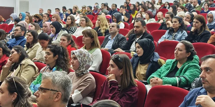 Bursa’da rehber öğretmenler buluştu