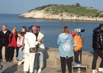 Amasra’da ziyaretçi yoğunluğu
