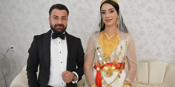 Aşiret düğününde geline 4 kilo altın, damada 10 milyon TL takıldı
