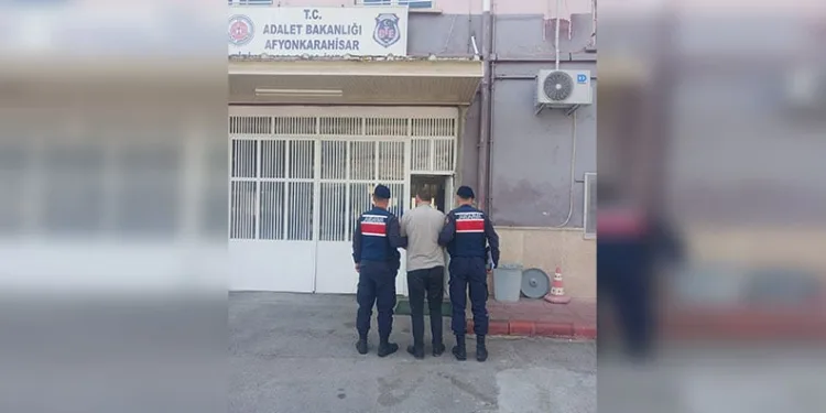 Van’da farklı suçlardan 25 kişi tutuklandı