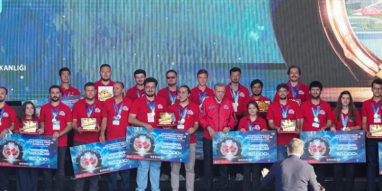 Cumhurbaşkanı Erdoğan’dan BTÜ’ye birincilik ödülü