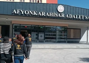 Bir kişiyi vurup bir kişiyi de darp eden 3 şahıs polisin ısrarla takibi sonrası yakalandı