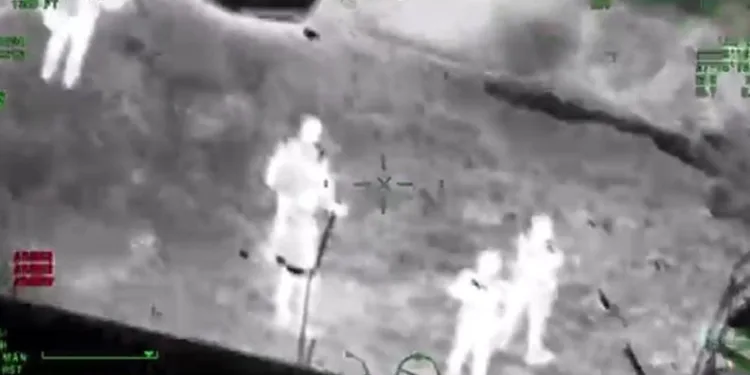 İzmir’de silah tacirlerine helikopter destekli operasyon