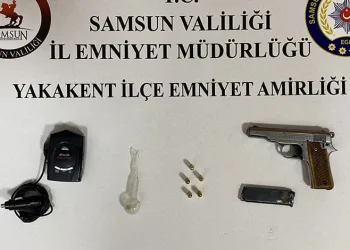Uyuşturucu operasyonunda tırda 345 kilo skunk ele geçirildi