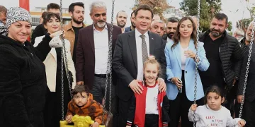 Osmangazi’de İsmet Paşa Parkı hizmete açıldı