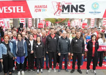 Tavşanlı’da motosiklet ile otomobile çarpıştı: 1 yaralı