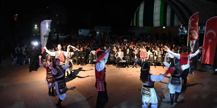 Uludağ’ın eteğinden türküler Osmangazi’de yükseldi