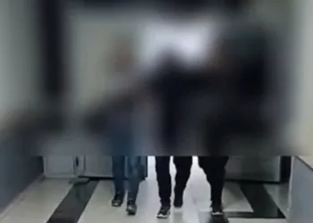 Tartıştığı kişinin bıçak darbesiyle hayatını kaybetti