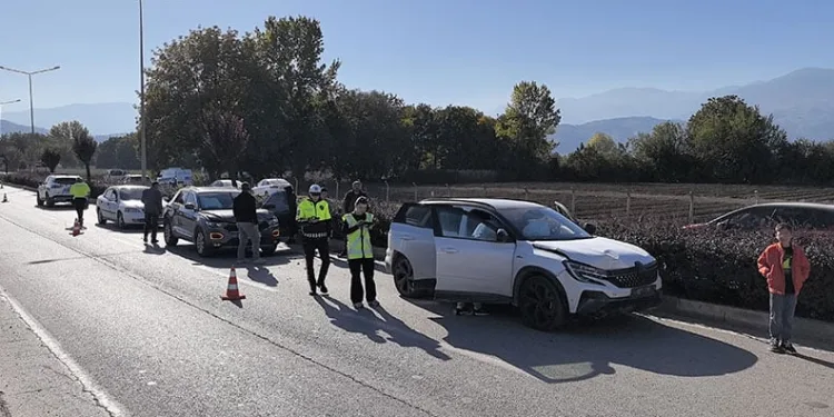 Bursa’da zincirleme kaza: 6 yaralı