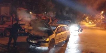 Bilecik’te seyir halinde otomobil bir anda alev aldı