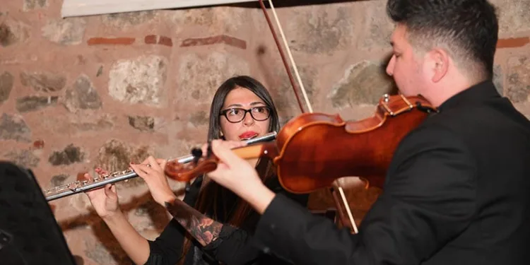 Gemlik Belediyesi, 10 bin ağaca su ulaştırdı