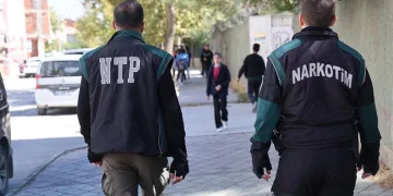 Aksaray’da cip ile kamyonet çarpıştı: 3 yaralı