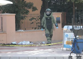 Şehrin merkezinde bomba alarmı