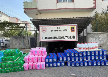 Batman’da 1 milyon 350 bin lira değerinde sahte temizlik ürünü ve ham maddesi ele geçirildi