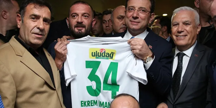 İmamoğlu, Bursa’da STK’larla buluştu