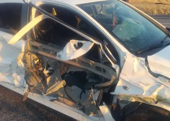 İki otomobil çarpıştı 1 yaralı