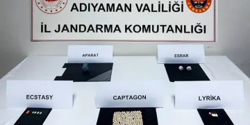 Otomobil ile motosiklet çarpıştı: 1 yaralı
