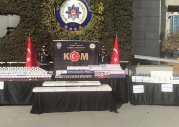 İstanbul’da 200 milyon liralık kaçak ilaç ele geçirildi: 5 gözaltı