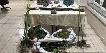 Alkollü şahıs acil servisi birbirine kattı