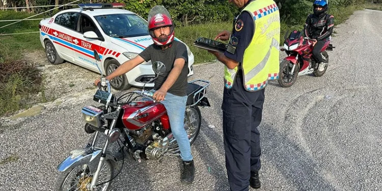 Kayseri’de yemek sonrası rahatsızlanan 105 asker tedavi altına alındı