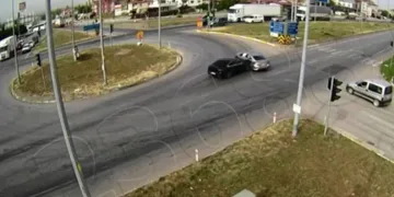 Tırın dorsesinde 380 bin adet kaçak sigara ele geçirildi