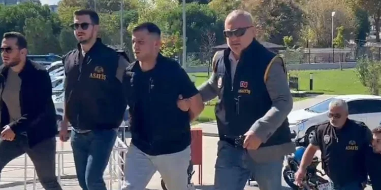 İsrail, itfaiye istasyonunu vurdu