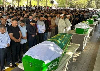 Deniz personeli olma hayali suya düştü, 30 bin lira dolandırıldı