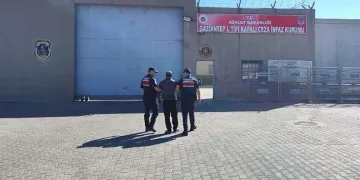 Erzurum polisinden FETÖ operasyonu