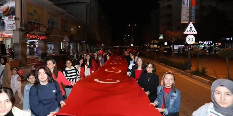İnegöl’de Cumhuriyetin 101. yılı coşkusu