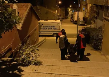 2 gündür haber alınamayan adam evinde ölü bulundu