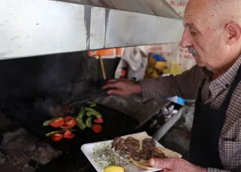 60 yıllık geleneğin son temsilcisi