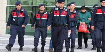 D-100’ü yarış pistine çevirenler enselendi: Sürücülere 7 bin 842 lira ceza