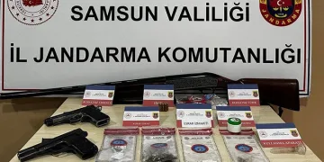 Otomobil ile motosiklet çarpıştı: 1 yaralı