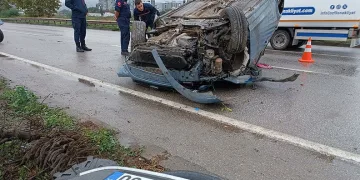 Otomobil takla attı: 4 yaralı