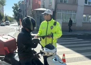 Denetimden kaçmaya çalışan motosiklet sürücüsü yakalandı