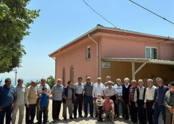 İmamı olmayan köyde vatandaşlar bakın ne yapıyor