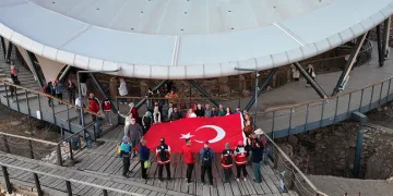 Cumhuriyet’in 101. yılında zaferin dansı sahnelendi