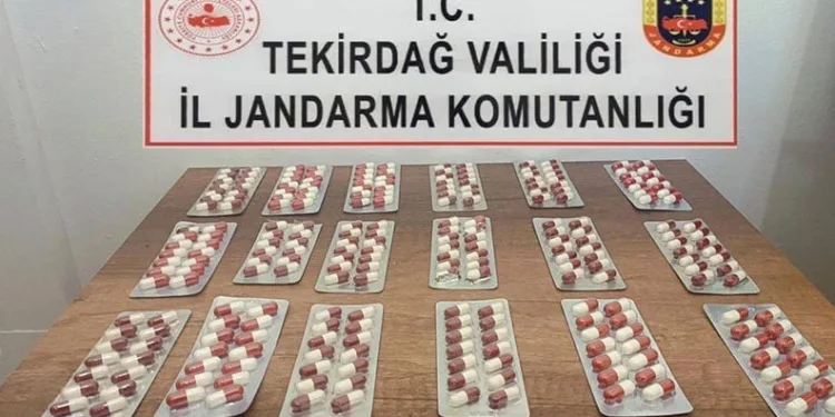 İstanbul’da 200 milyon liralık kaçak ilaç ele geçirildi: 5 gözaltı