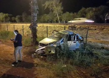Finike’de kontrolden çıkan otomobil takla attı: 1 ölü, 3 yaralı