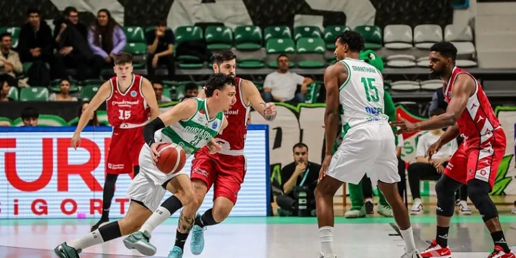  Bursaspor: 87 – Casademont Zaragoza: 89