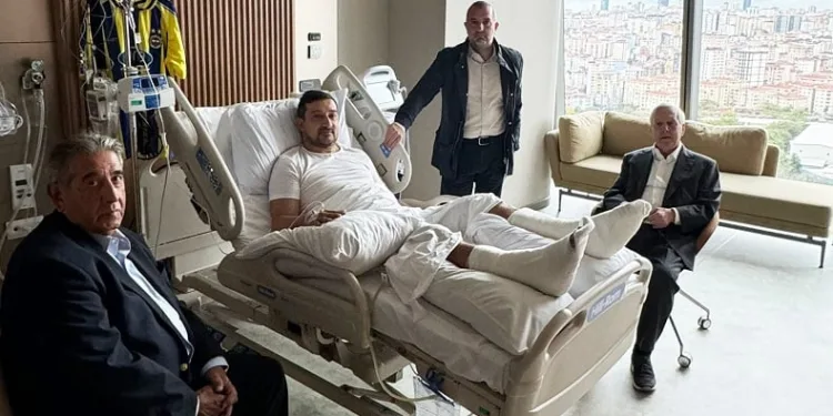 Aziz Yıldırım’dan, Serhat Akın’a geçmiş olsun ziyareti