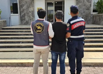 1 günde 93 aranan şahıs yakalandı