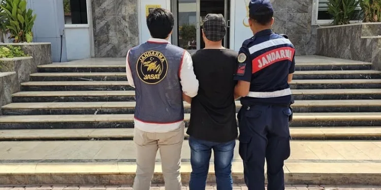 1 günde 93 aranan şahıs yakalandı