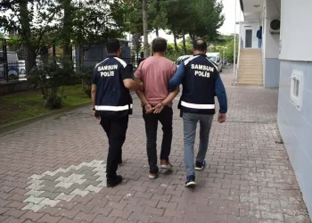 Hırsızlık suçundan aranan şahıs yakalandı