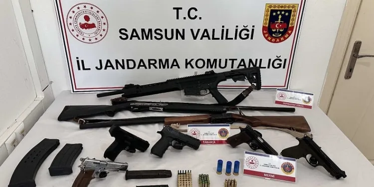 Jandarmadan kaçak silah operasyonu: 7 gözaltı