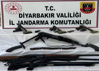 Diyarbakır’da kaçak silah operasyonu