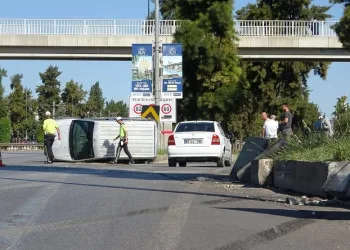 Takla atan araçtan burnu bile kanamadan çıktı
