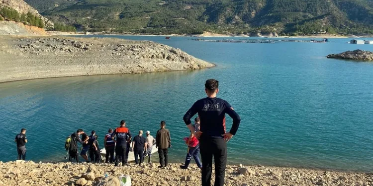 Karaman’da baraj gölüne giren 17 yaşındaki genç boğuldu