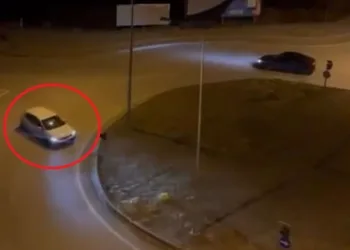 Bursa’da dakikalarca drift atan sürücüye ceza kesildi