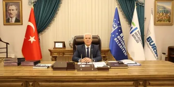 Fitch, Bursa’nın kredi notunu yükseltti